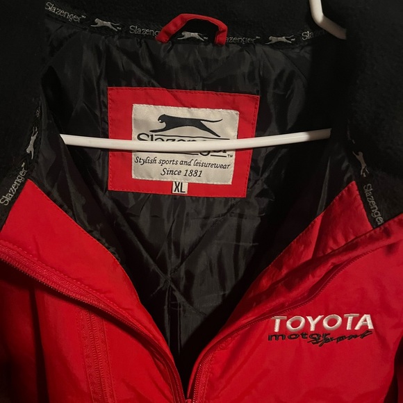 Toyota Racing Jacket - Picture 4 of 5